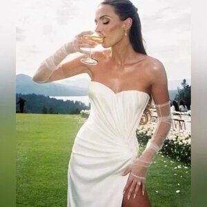 BHLDN Sheer White Gloves